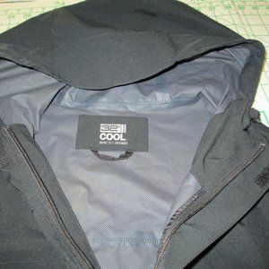 32 Dgrees Lightweight Waterproof Rain Jacket XL, Black